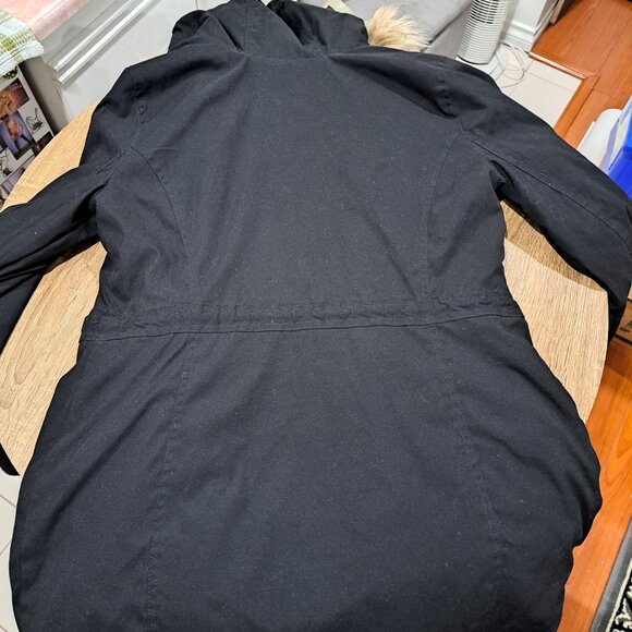 Black winter jacket with faux fur lining and hood - US M - Picture 4 of 4